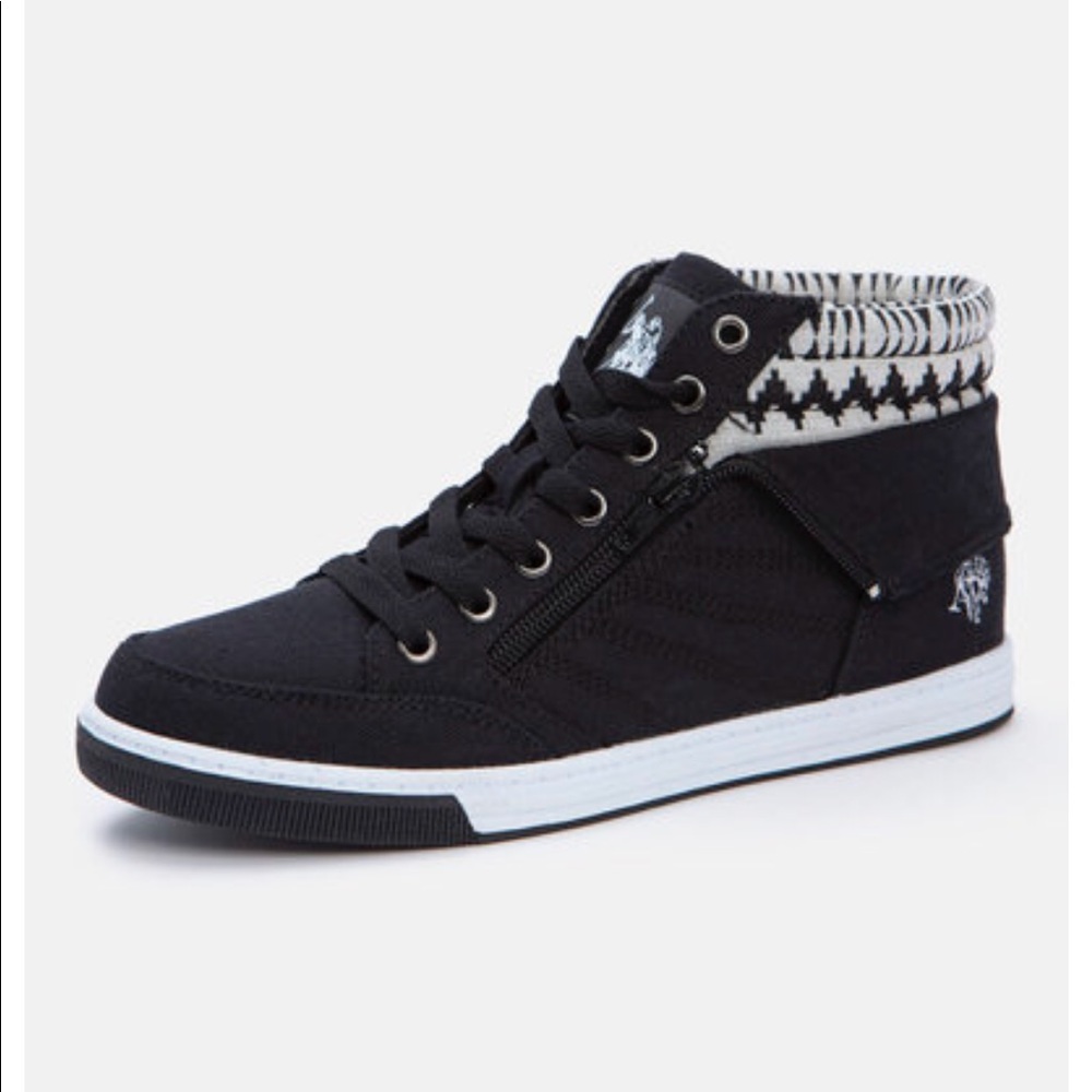 U.S. Polo Ass Mila Low Top Sneakers